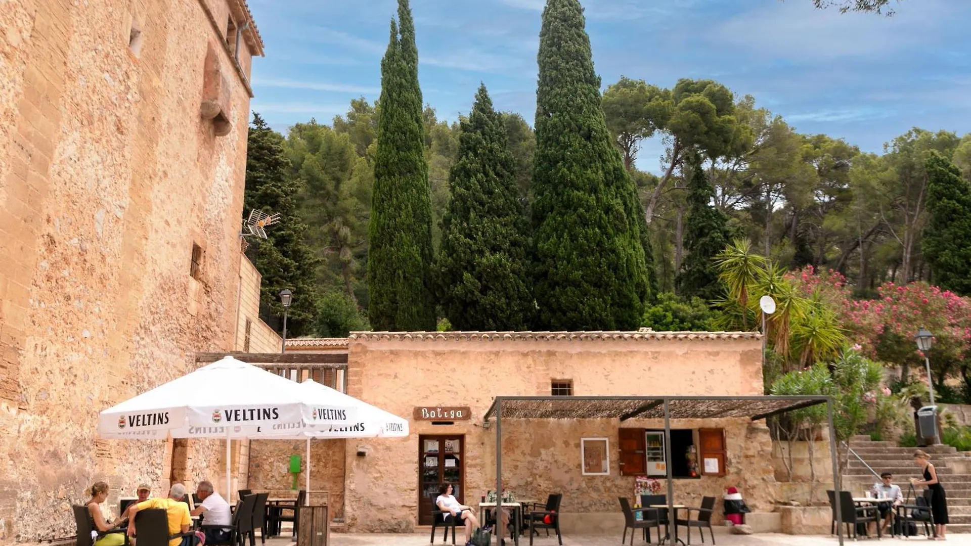 Petit Hotel Hostatgeria La Victoria الكوذيا