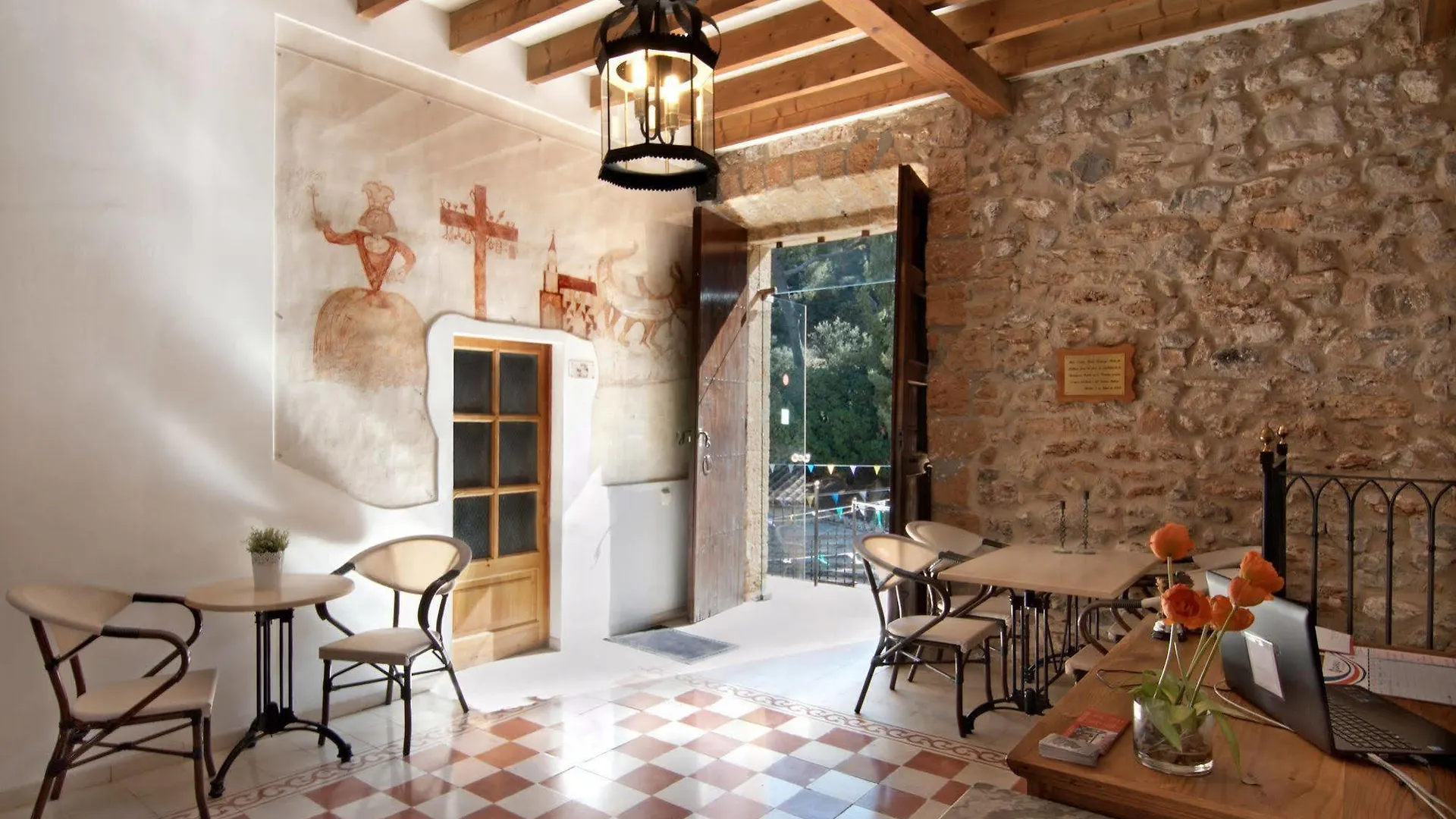 Petit Hotel Hostatgeria La Victoria Alcudia